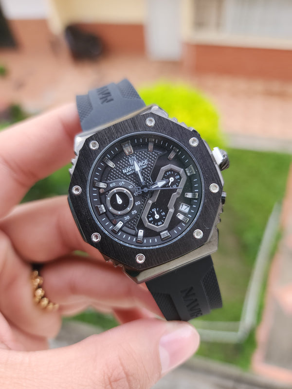 RELOJ NAVIFORCE PARA HOMBRE – CRONÓGRAFOS FUNCIONALES CON CAJA EN ACERO Y PULSO DE SILICONA DEPORTIVO