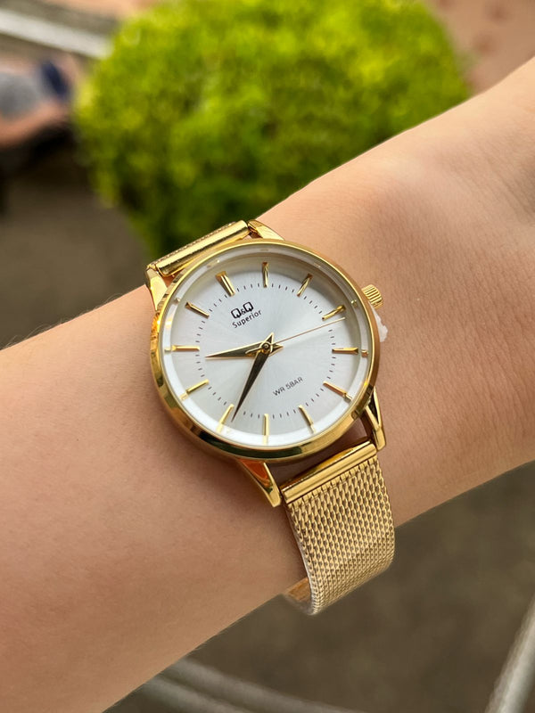 RELOJ Q&Q DORADO DE LUJO PARA MUJER  - 100% ORIGINAL QA21J001Y